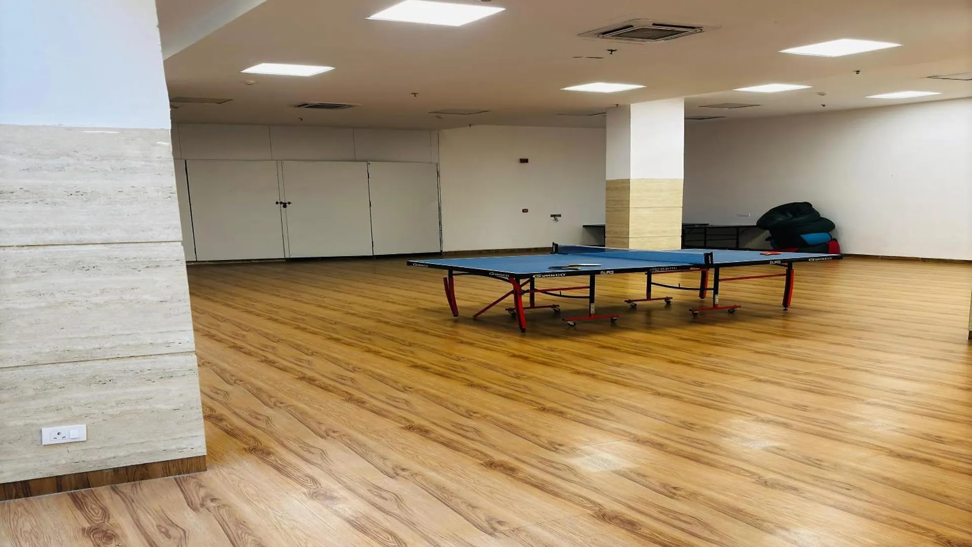Housr Sector 28 Gurgaon Near Iffco Chowk Metro Station